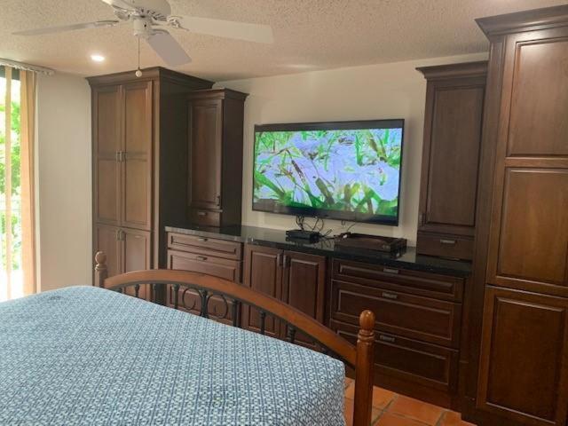 Beautifully Renovated Summer Of 2020 Come And Enjoy This Lovely Unit 키웨스트 외부 사진