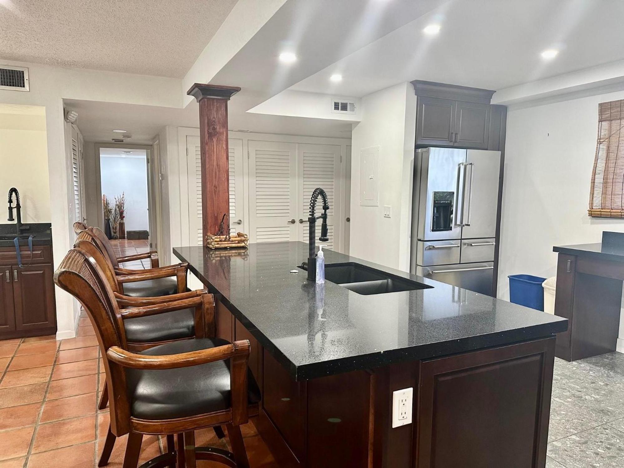 Beautifully Renovated Summer Of 2020 Come And Enjoy This Lovely Unit 키웨스트 외부 사진
